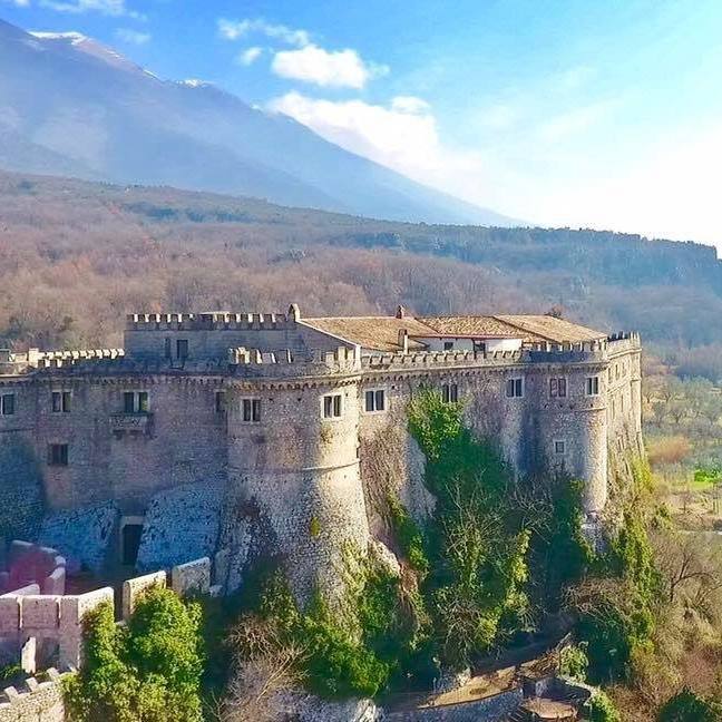 CASTELLO PICCOLOMINI